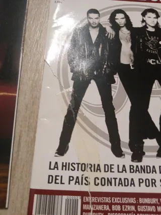 LOTE 4 REVISTAS HEROES DEL SILENCIO Y BUNBURY