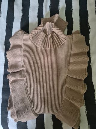 Jersey fino con volantes beige