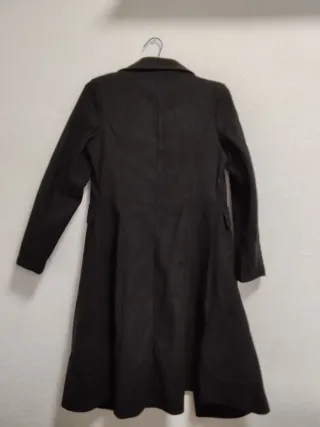 Abrigo negro Shein botones dorados Talla S