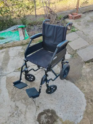 Silla de ruedas,está en muy buen estado