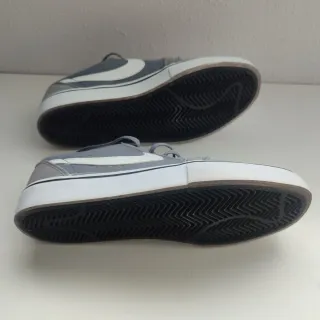 Zapatillas Nike Gris Talla 36