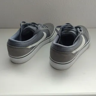 Zapatillas Nike Gris Talla 36
