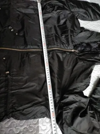 Chaquetón negro mujer reversible.