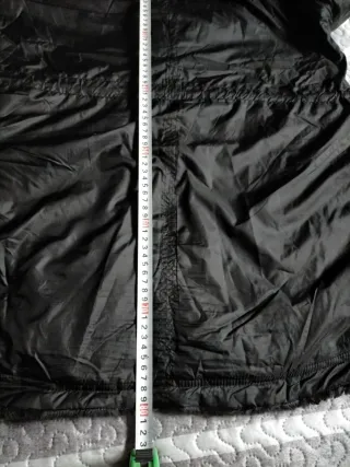 Chaquetón negro mujer reversible.