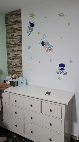 Cómoda 8 cajones Ikea Hemnes