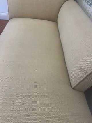 Diván de tela beige