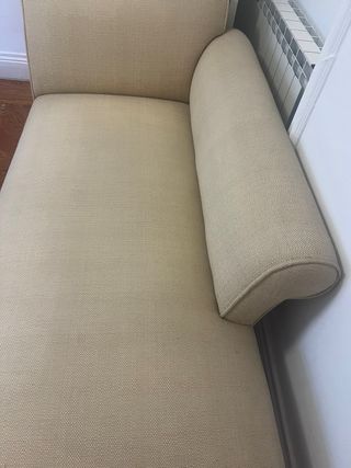 Diván de tela beige