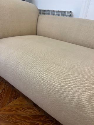 Diván de tela beige