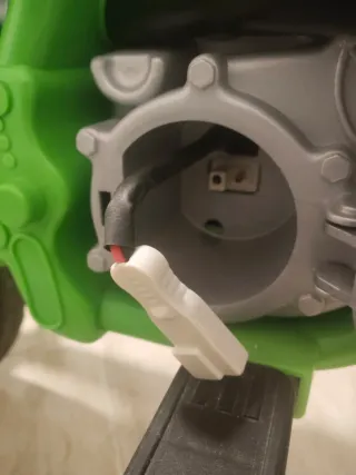 Moto eléctrica infantil verde