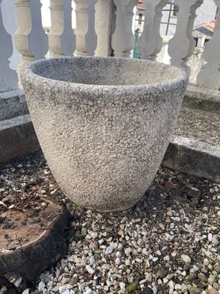 Jardineras de piedra estilo rústico