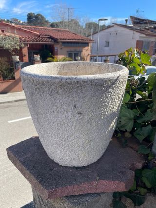 Jardineras de piedra estilo rústico