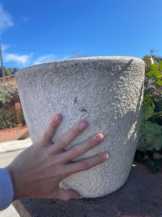 Jardineras de piedra estilo rústico