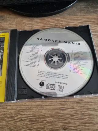 Ramones Ramonesmania CD