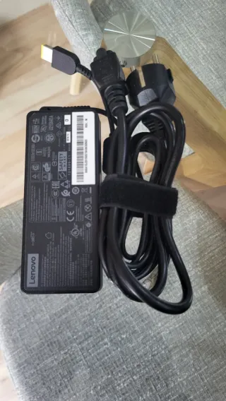 Lenovo ThinkCentre M75q-1 Tiny PC AMD Ryzen PRO