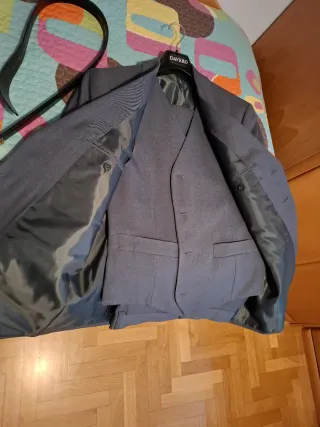 Traje Chaqueta y Chaleco Gris