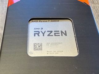 AMD Ryzen 7 5800X nuevo a estrenar