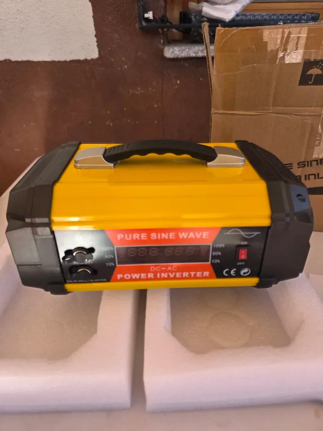 Inversor de Corriente DC 12V a AC 220V