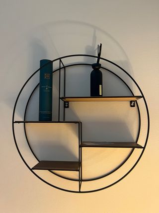 Estantería redonda metal y madera