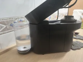 Cafetera Nespresso Vertuo Negra