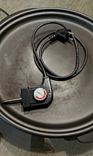 Plancha de asar Eléctrica Redonda 1400W