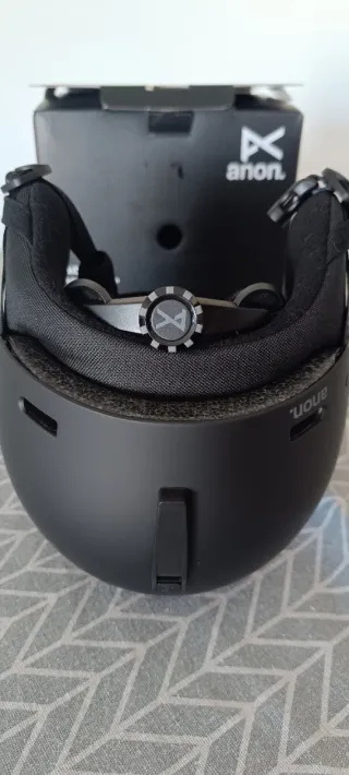 Casco Snowboard Anon Negro