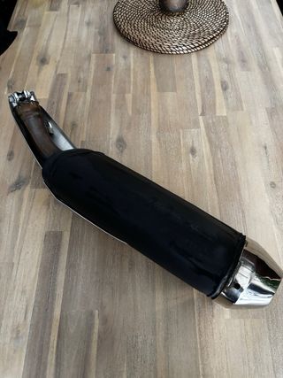 Escape Suzuki GSX-S750 Original