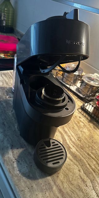 Cafetera Nespresso Vertuo Pop DeLonghi