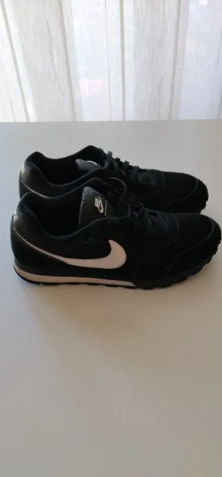 Nike MD Runner Talla 43