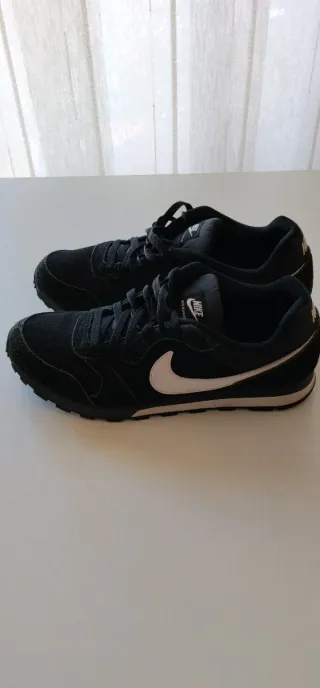 Nike MD Runner Talla 43