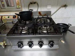 Campana y cocina industrial hostelería