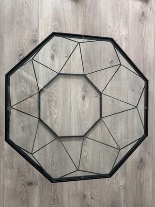 Mesa de centro geométrica negra