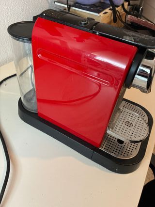 Cafetera Nespresso Pixie + Aeroccino