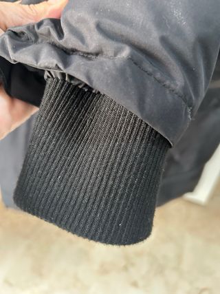 Chaquetón Pull&Bear Negro con Capucha