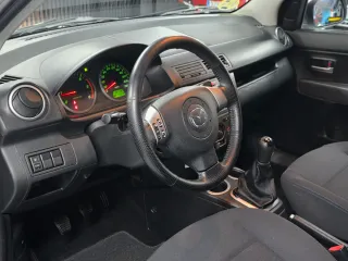 Mazda 2 2006