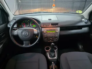 Mazda 2 2006