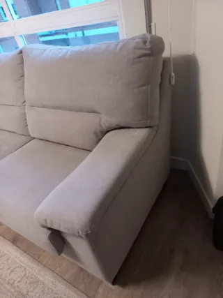 Sofá en buen estado