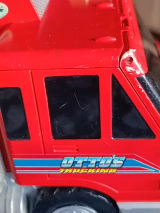 Camión Micro Machines con accesorios