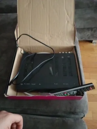 Receptor Qviart Combo HD Satélite y TDT
