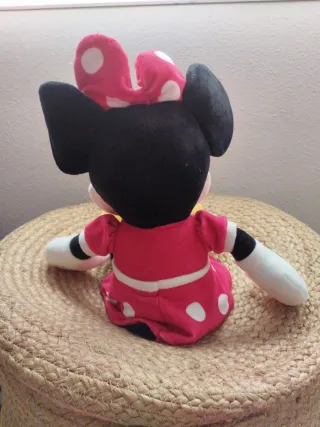 Peluches Disney: Minnie, Donald y Pumba