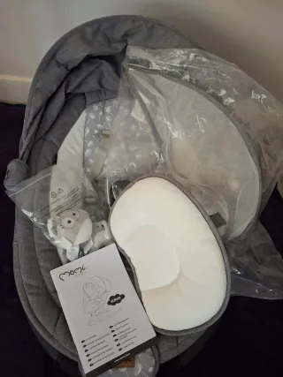 Hamaca bebé Momi con música y balanceo