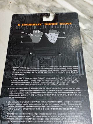 Guantes Oakley O Hydrolix de entrenamiento.