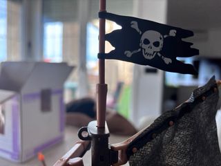 Barco Pirata Playmobil con 8 Figuras