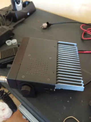 Emisora Nagai AR-146 2 metros