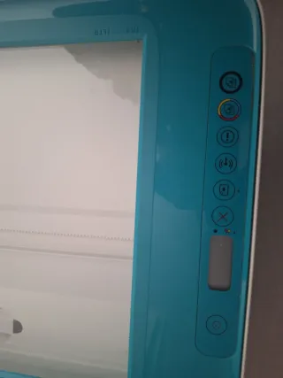 Impresora HP Blanca y Azul