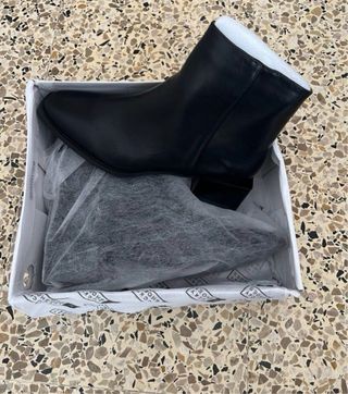 Botines negros mujer