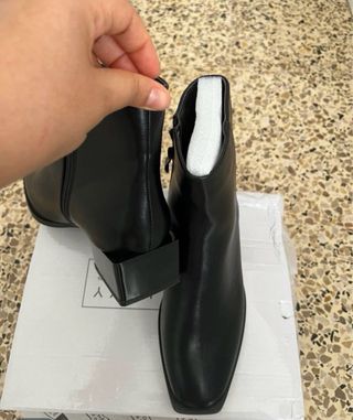 Botines negros mujer