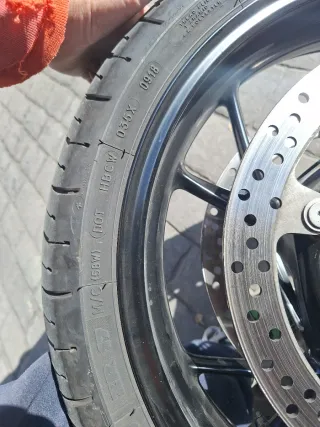 Neumático Michelin Pilot Road 4 120/70/17