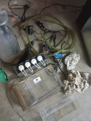 Acuario pecera marino o normal falta la tapa comed