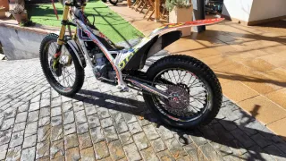 Trrs 300 Trial Moto