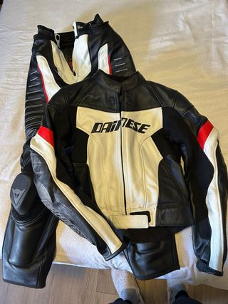 Mono Dainese mujer Talla 40 (XS)